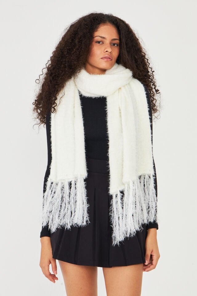 Beyaz Yumuşak Dokulu Sakallı Püskül Detaylı Atkı,Şal