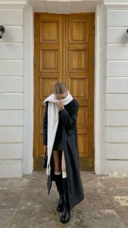 Beyaz Atkı Yumuşak Dokulu Omuz Şalı