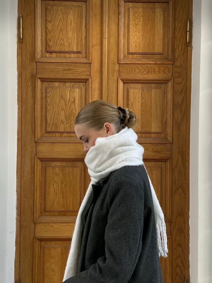 Beyaz Atkı Yumuşak Dokulu Omuz Şalı