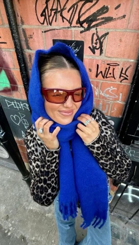 Saks Mavi Atkı Yumuşak Dokulu Omuz Şalı