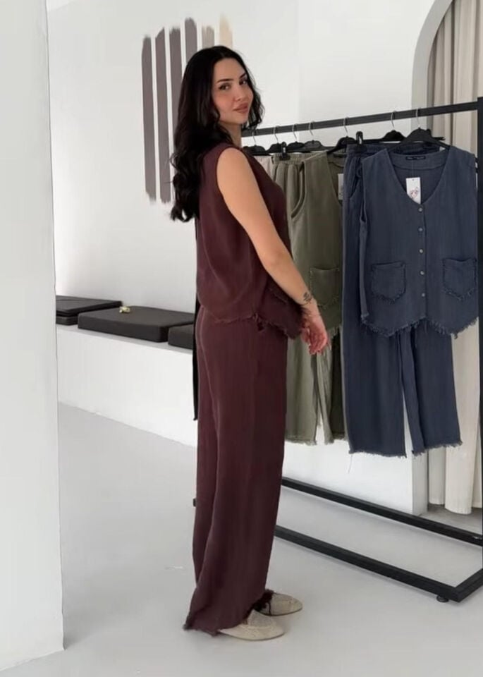 Püskül Detaylı Keten Yelek & Pantolon Takım